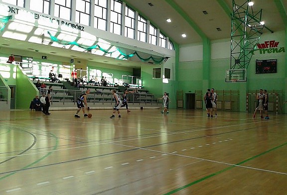 Wygrywamy w Raciborzu!  RKK AZS Racibórz - DAAS Basket Hills Bielsko-Biała 66:82