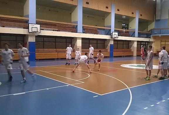 Wysokie zwycięstwo kadetów MU-16