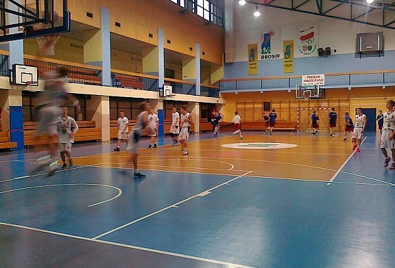 MU-18 Tychy za mocne