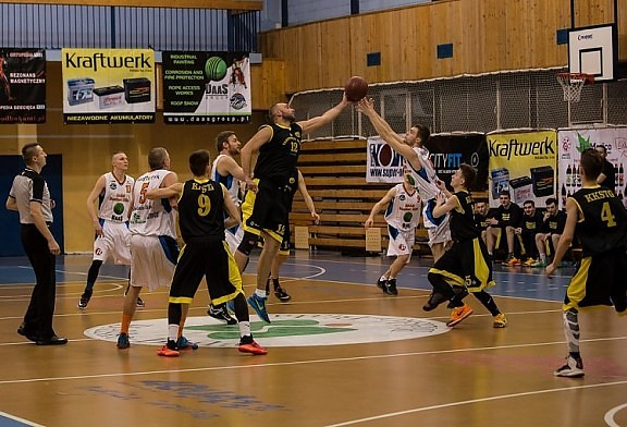 Srebro w rozgrywkach! Czas na Playoffy!
