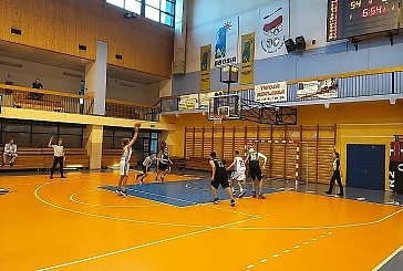 Przegrana w pierwszym meczu z MOSM Tychy